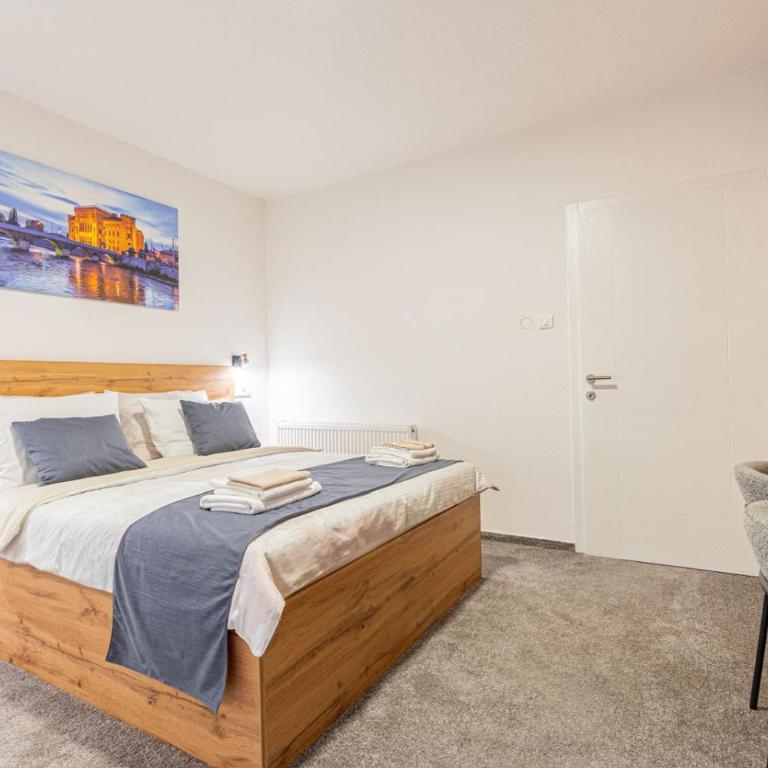 Boutique Hotel Una - Deluks Dvokrevetna Soba sa Bračnim Krevetom/Zasebnim Krevetima - 4