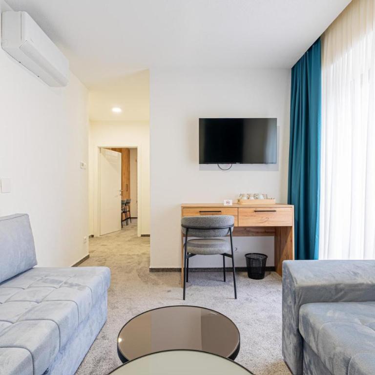 Boutique Hotel Una - Deluks Dvokrevetna Soba sa Bračnim Krevetom/Zasebnim Krevetima - 7