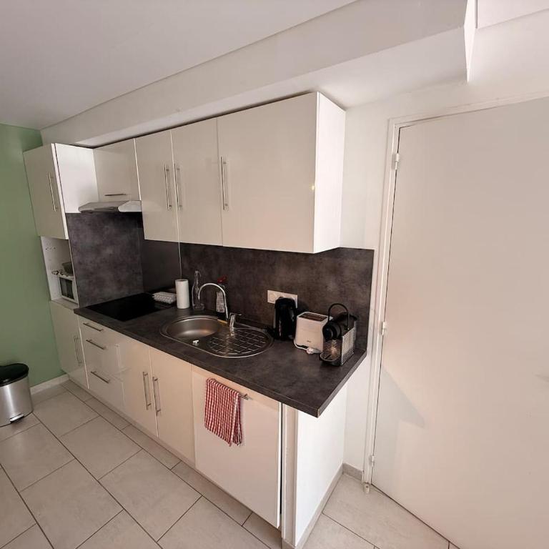 Idéal 5 Pers Terrasse, Parking, Plage - Appartement 1 Chambre - 16