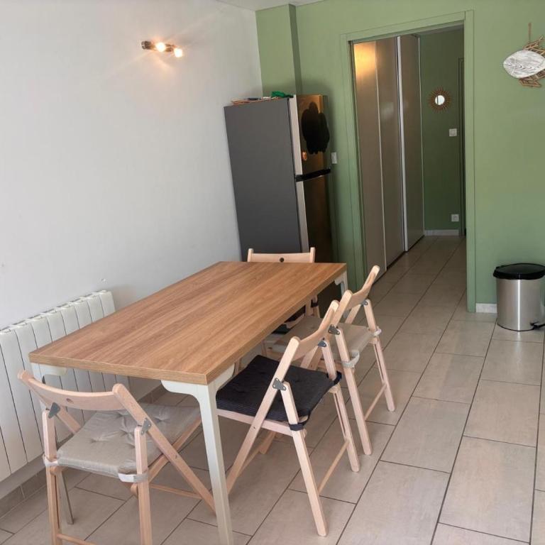 Idéal 5 Pers Terrasse, Parking, Plage - Appartement 1 Chambre - 27