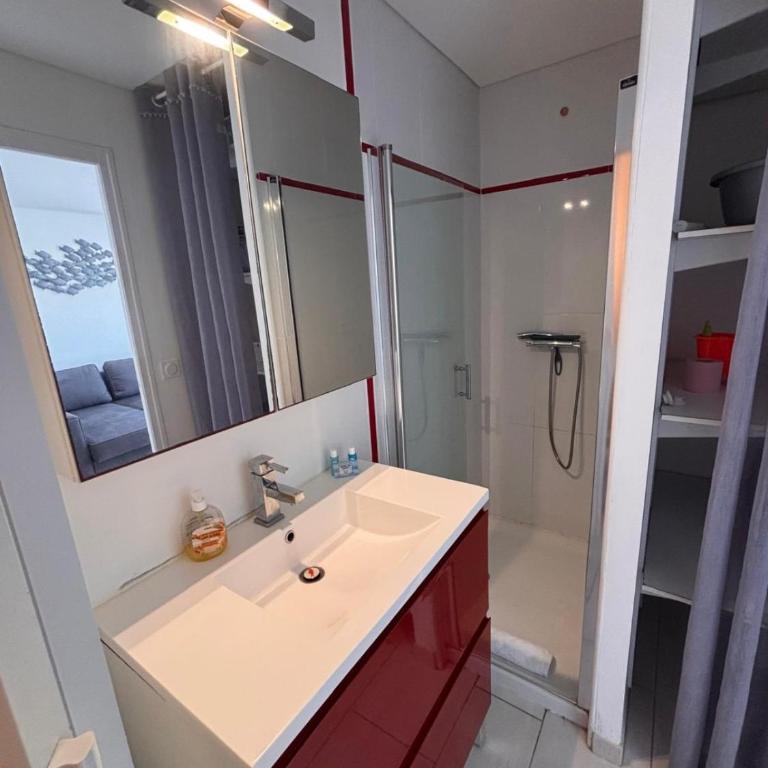 Idéal 5 Pers Terrasse, Parking, Plage - Appartement 1 Chambre - 40