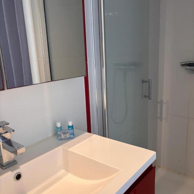 Idéal 5 Pers Terrasse, Parking, Plage - Appartement 1 Chambre - 41