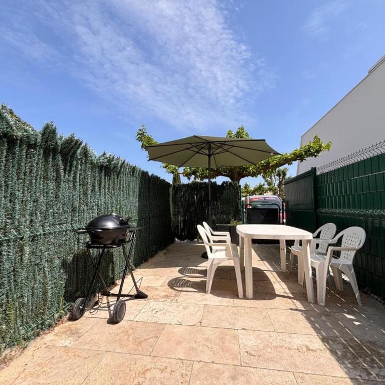 Idéal 5 Pers Terrasse, Parking, Plage - Appartement 1 Chambre - 45