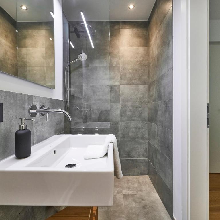 Parkvilla SCHACHEN 7 - Apartment Tanne - Apartamento con balcón - 32