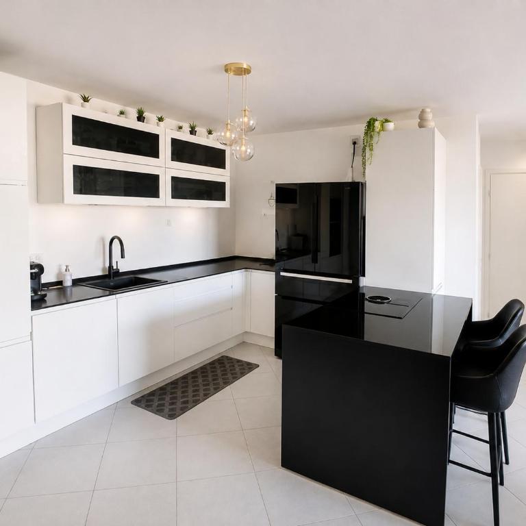 Appartement neuf près du port de Porto Vecchio - Appartement 2 Chambres avec Terrasse - 2