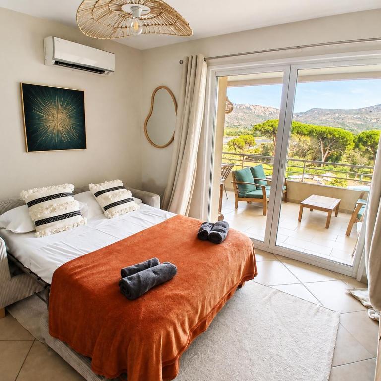 Apartment with pool view Salina Bay Porto-Vecchio - Appartement 1 Chambre - 3