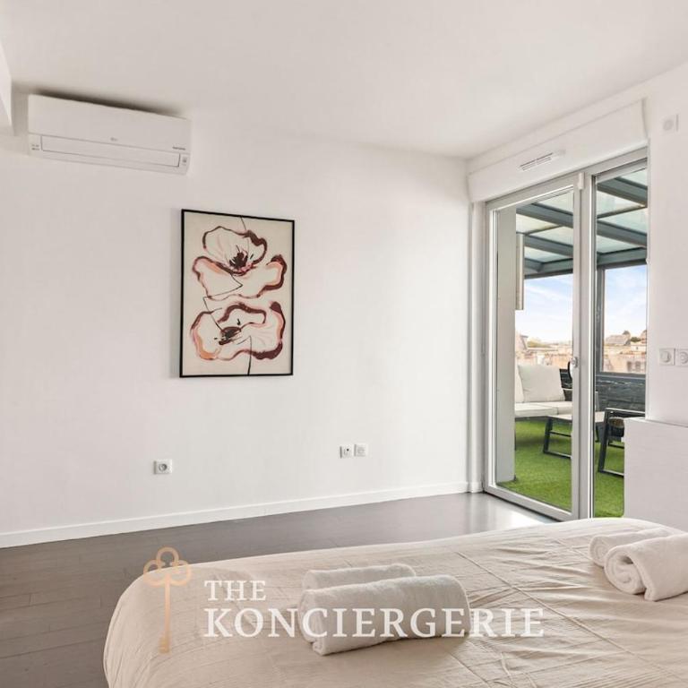 120 m penthouse in Paris - Three-Bedroom Apartment - 14