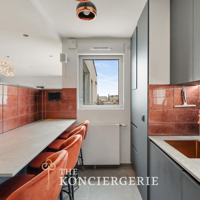 120 m penthouse in Paris - Three-Bedroom Apartment - 15