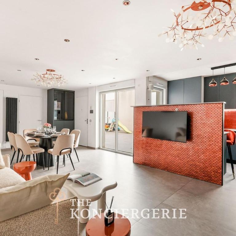 120 m penthouse in Paris - Three-Bedroom Apartment - 17