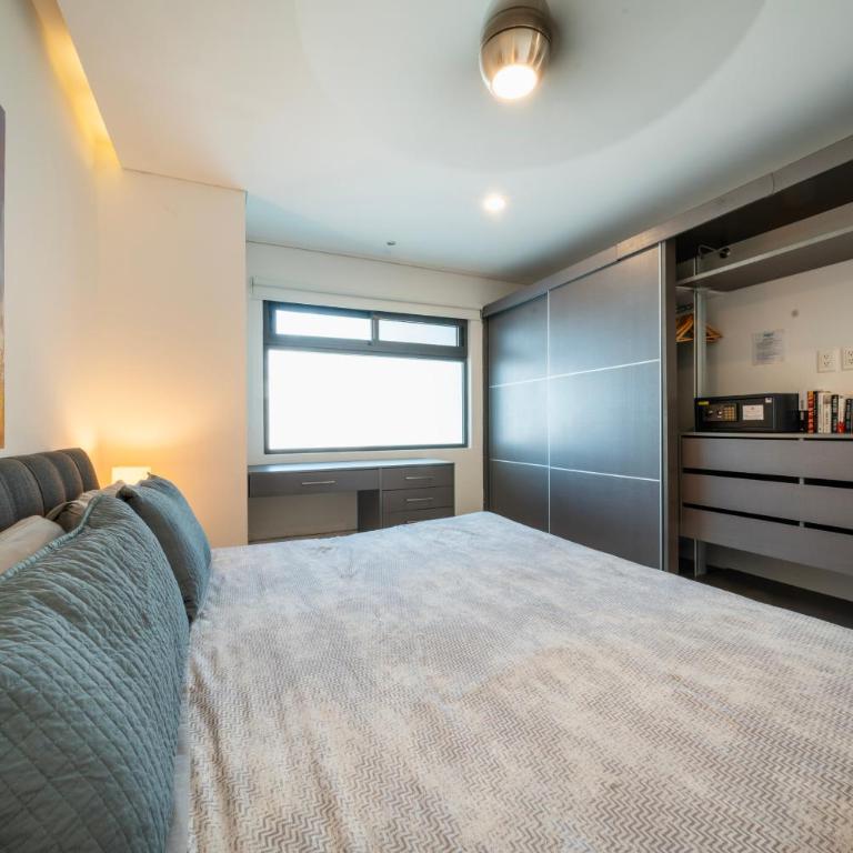 1BR Condo on Calle 38 - Pet Friendly, Pools & Gym - One-Bedroom Apartment - 8