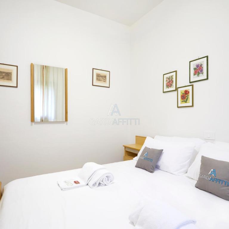 Pandora Apt - Relax e Divertimento a Sirmione - Appartamento con 2 Camere da Letto - 15