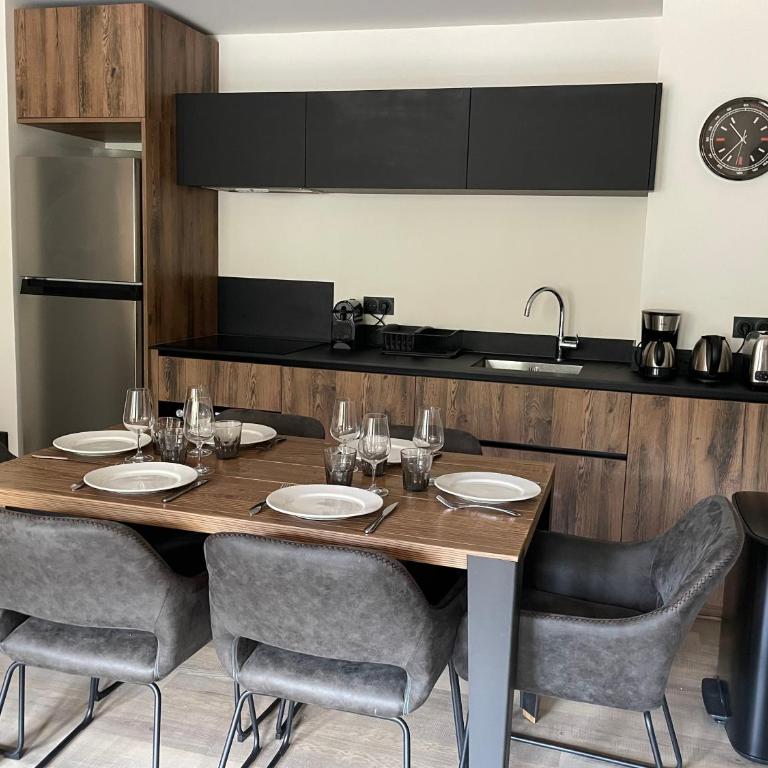 Appartement spacieux 6 personnes Belle Plagne location dimanche au dimanche - Two-Bedroom Apartment - 4