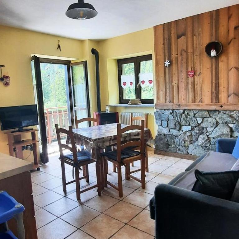 Appartamenti Luseney - Appartamento con Vista Montagna - 4