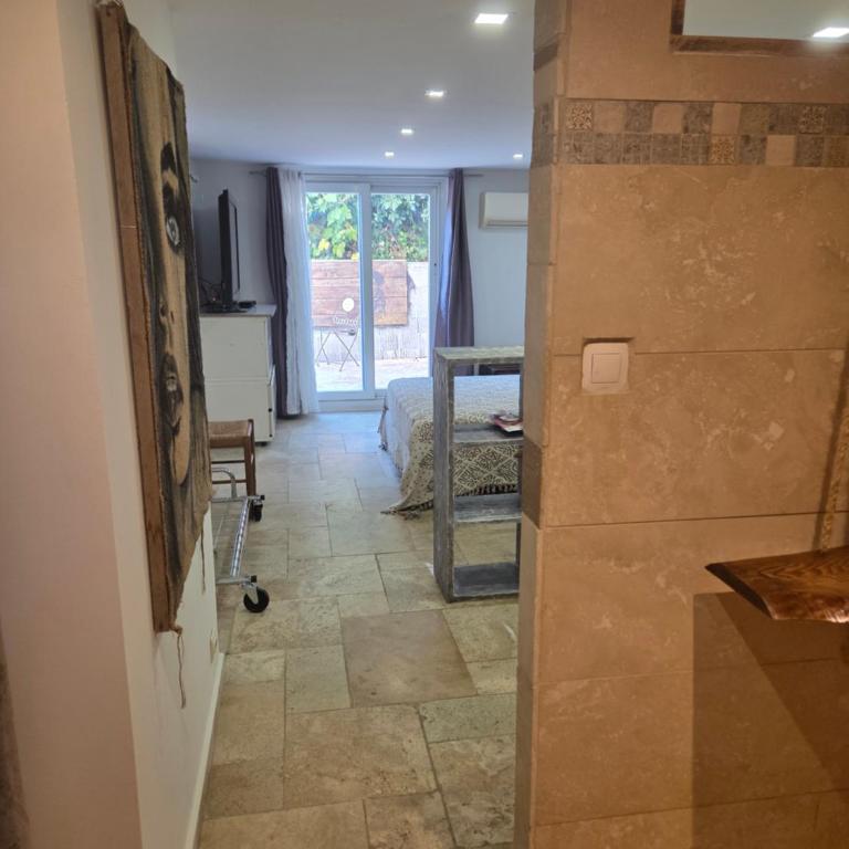 Appartement de charme au calme dans propriété agricole - Maison 1 Chambre - 15