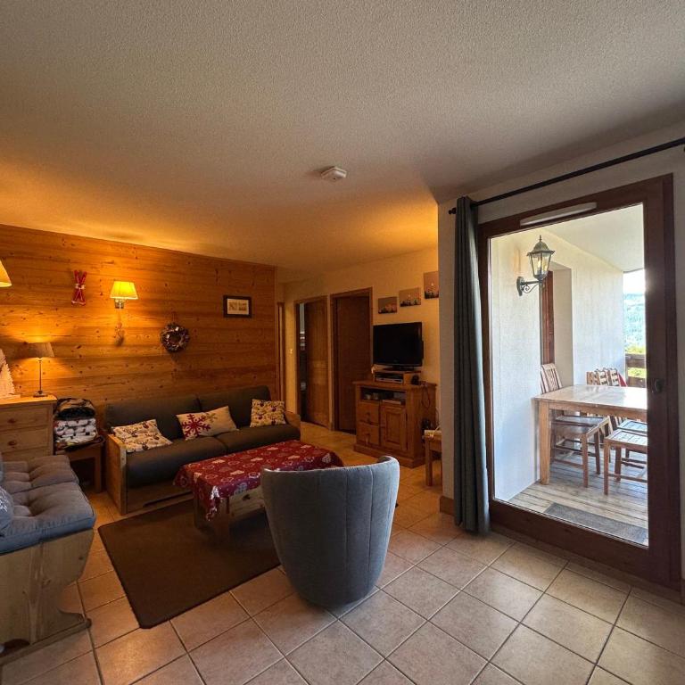 Confortable appartement 3 chambres avec WiFi pour 8 personnes - Appartement 3 Chambres - 1