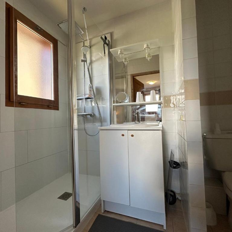 Confortable appartement 3 chambres avec WiFi pour 8 personnes - Appartement 3 Chambres - 18