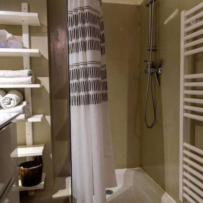 Beautiful apartment with pool close to the beaches - Apartment - 10