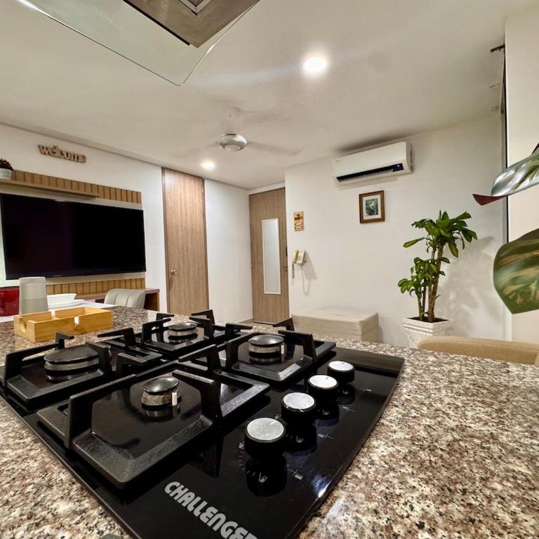 Exceptional Apartment in Barranquilla - Near Parque Sagrado Corazon - One-Bedroom Apartment - 2