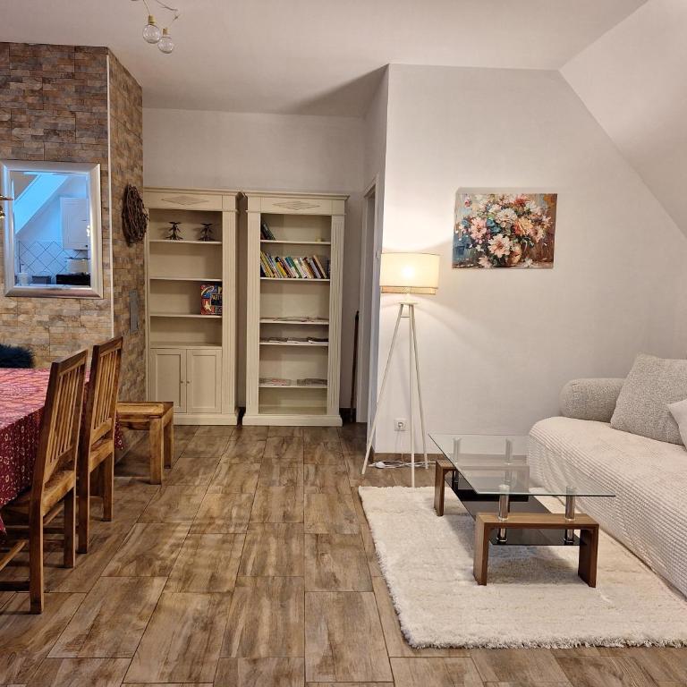 Südsteirisches HOFGLÜCK das XXL Ferienreich im 1 STOCK - Deluxe Suite mit Whirlpool-Badewanne - 47