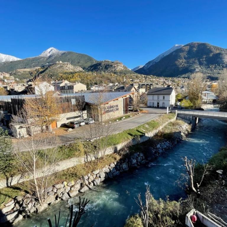 Apt 2 stars at the foot of the slopes in Briançon - Appartement - 22