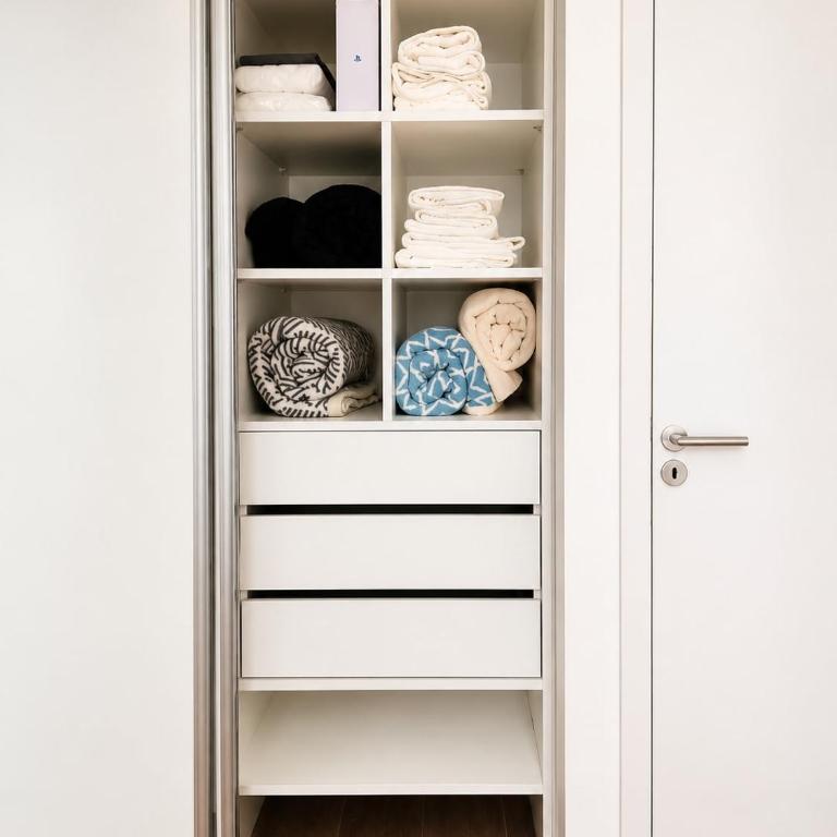 "Atelier Gallo Recoleta" Diseño y esencia porteña - by Lustra Rentals - One-Bedroom Deluxe Apartment - 26