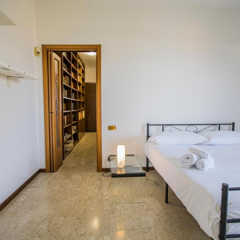 Casa di Pucci - Two-Bedroom Apartment - 52