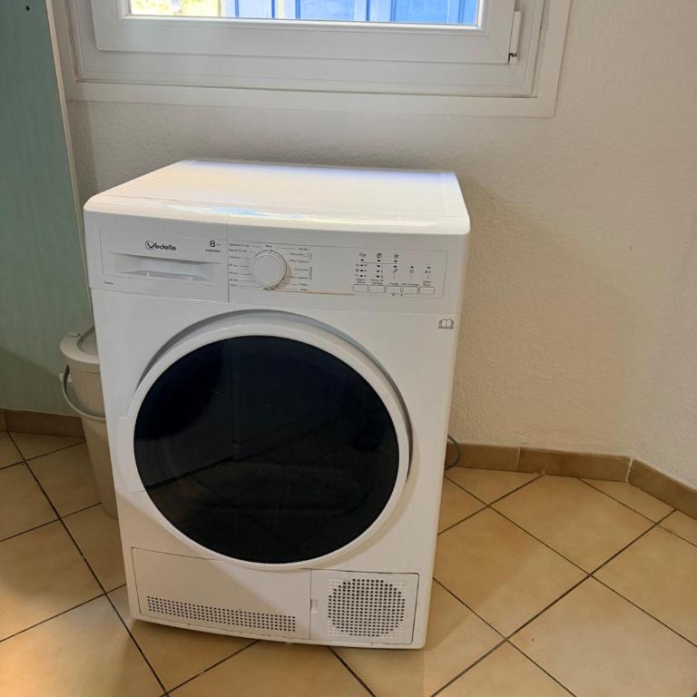 Appart' familial climatisé 4 pers RDC terrasse - Appartement 1 Chambre - 5