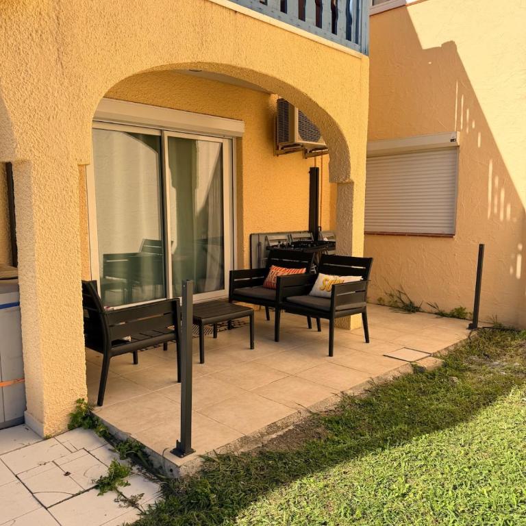 Appart' familial climatisé 4 pers RDC terrasse - Appartement 1 Chambre - 38