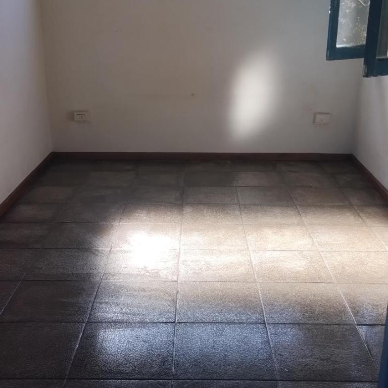 Familia Lobo - One-Bedroom Apartment - 12
