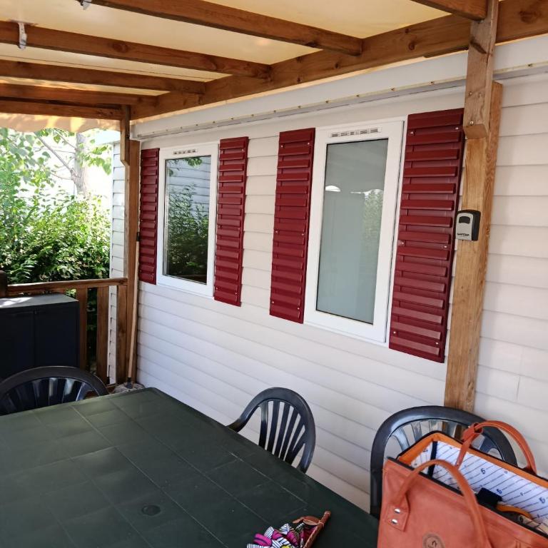 Mobil-Home Le Maéna - Camping Siblu Les Sables du Midi - Three-Bedroom Apartment - 4