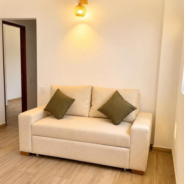 Hotel Los Olivos - Two-Bedroom Deluxe Apartment with Balcony - 8