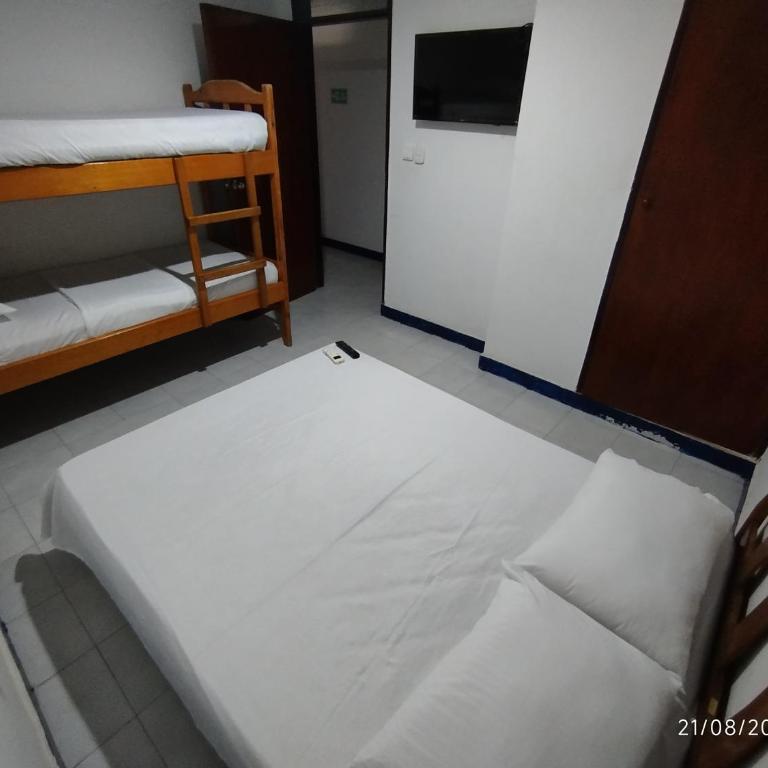 Apartamento Edificio Iroka 4C en el Rodadero Frente al Mar con Balcón y Vista 3 Habitaciones - Apartamento de 3 dormitorios - 19