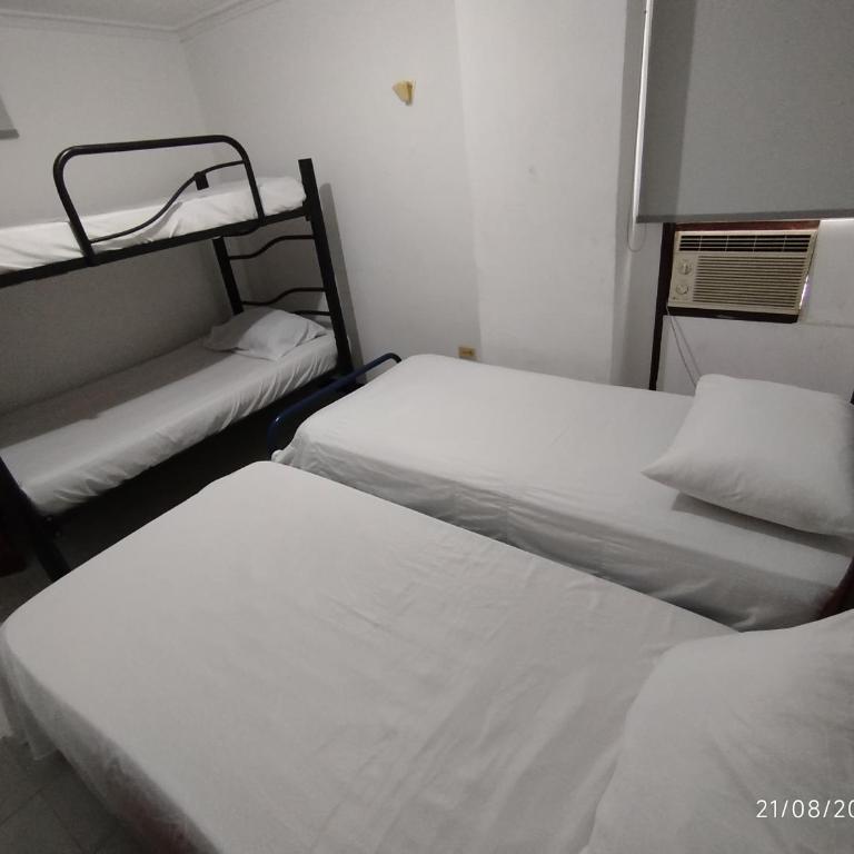 Apartamento Edificio Iroka 4C en el Rodadero Frente al Mar con Balcón y Vista 3 Habitaciones - Apartamento de 3 dormitorios - 20