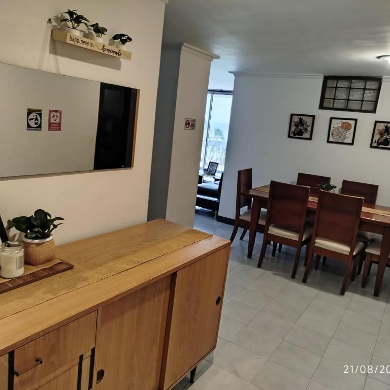 Apartamento Edificio Iroka 4C en el Rodadero Frente al Mar con Balcón y Vista 3 Habitaciones - Apartamento de 3 dormitorios - 14