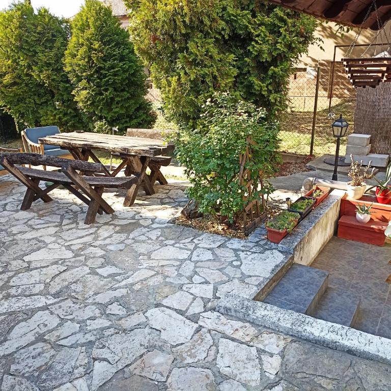 Paws & Pines Hideaway - Apartman sa 2 Spavaće Sobe - 3