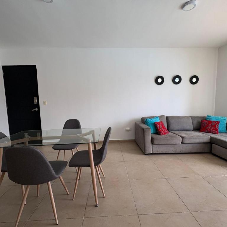 Dream Lagoons - Three-Bedroom Apartment - 18