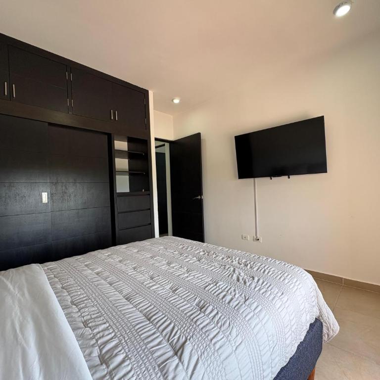 Dream Lagoons - Three-Bedroom Apartment - 21