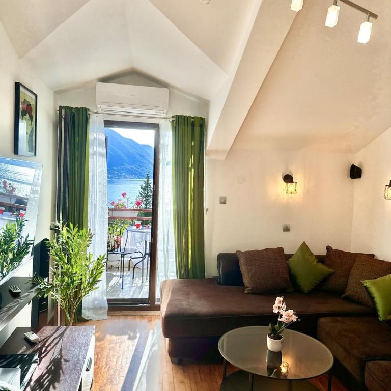vkstudio apartment - Apartman sa 2 Spavaće Sobe, Balkonom i Pogledom na More - 7