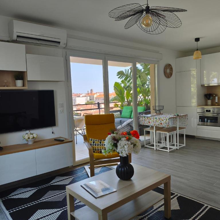 Appartement Bleu Azur proche de la plage - Apartment mit Aussicht und Balkon - 21