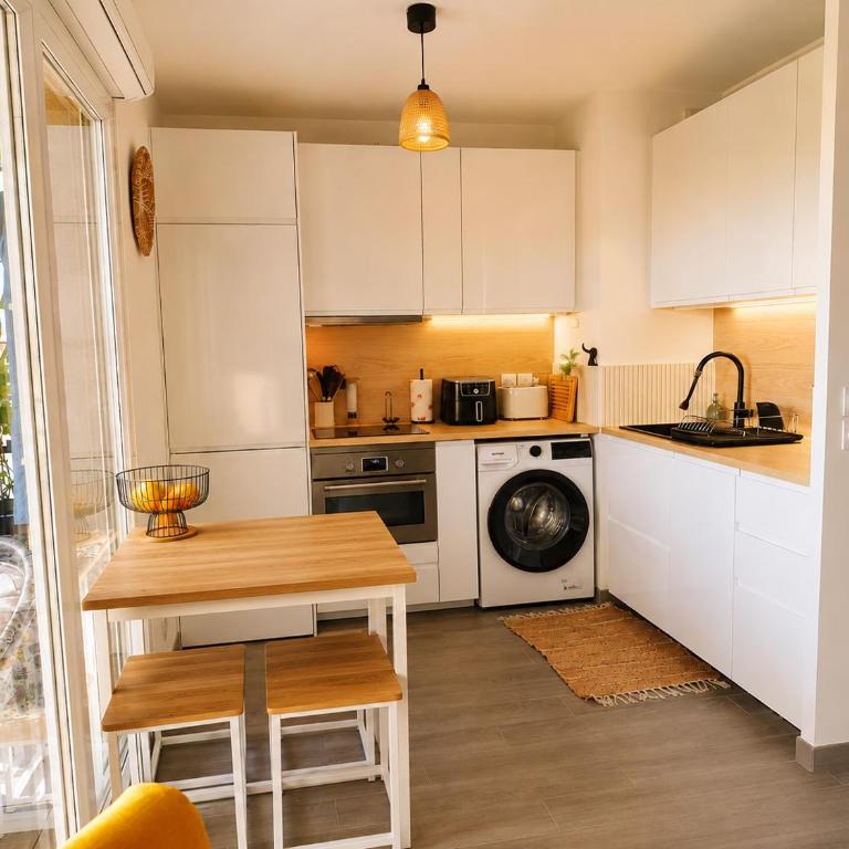 Appartement Bleu Azur proche de la plage - Apartment mit Aussicht und Balkon - 8