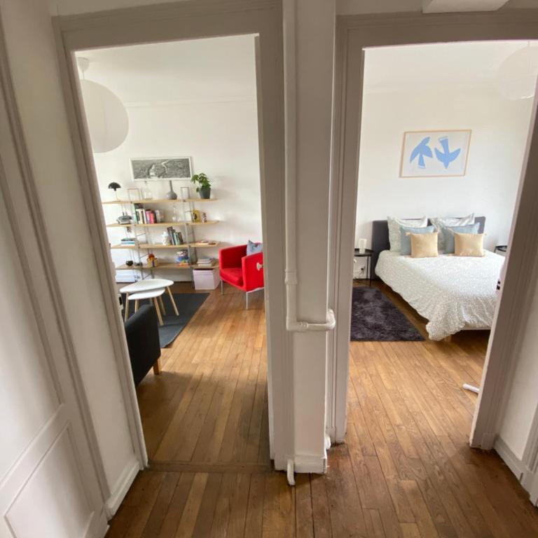 Logement hyper Centre, garage à vélo, jardin, Orléans, France - Appartement 2 Chambres - 11