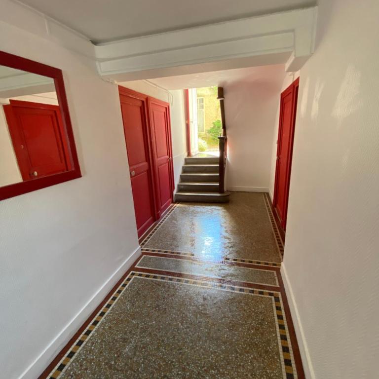 Logement hyper Centre, garage à vélo, jardin, Orléans, France - Appartement 2 Chambres - 14