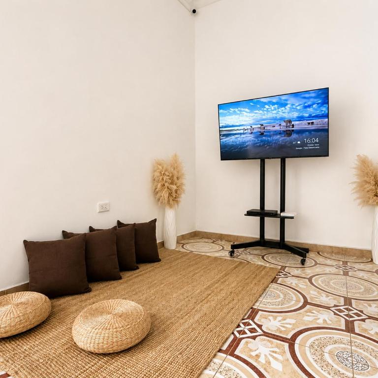 Casa colonial - Jacuzzi - cerca al parque principal - lundry - Tv - Four-Bedroom House - 6
