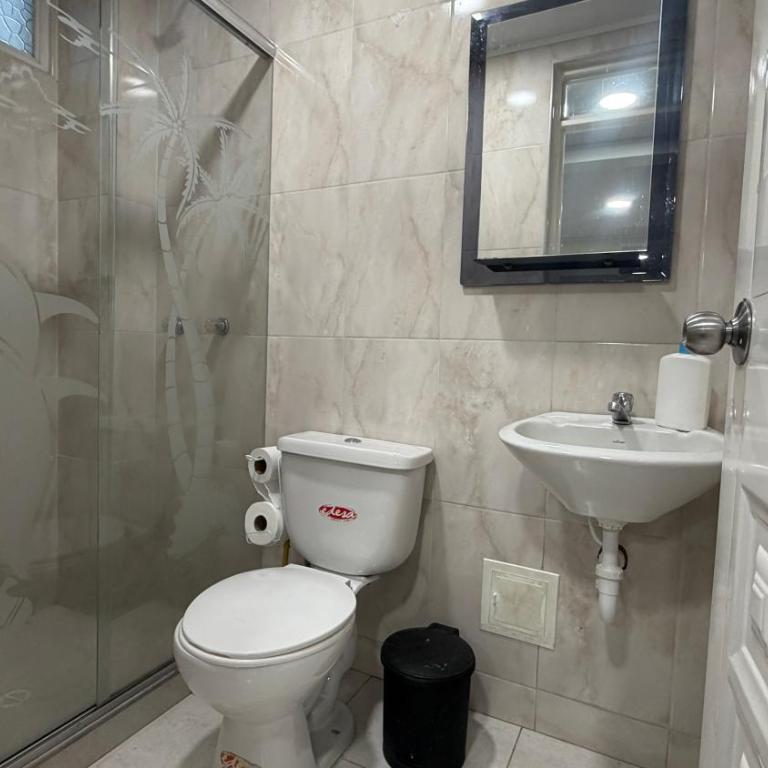Golden House - Alojamiento - One-Bedroom Family Apartment - 3