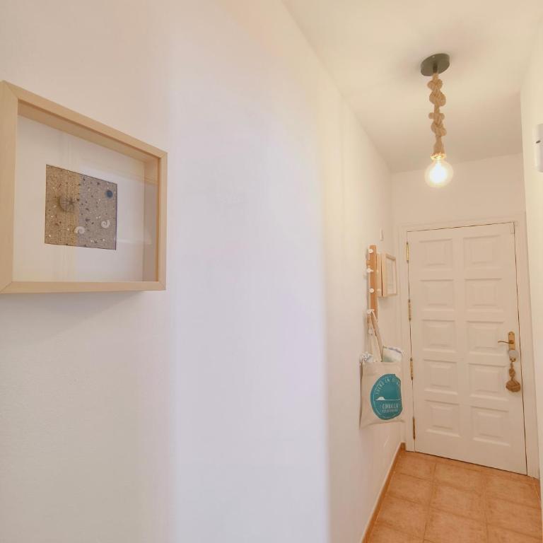 Sueño en el Paraíso - Bright & Modern Apartment with Sea Views & AC - Apartment mit 2 Schlafzimmern, einem Balkon und Meerblick - 24