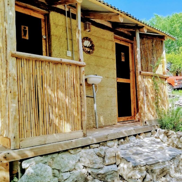 Casita de Montaña Camp & Dormis - Habitación Triple con baño compartido - 8