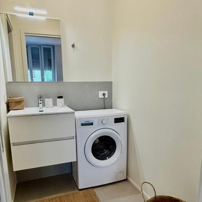 Rovelli 61 apartment 3 Como - Apartamento de 2 dormitorios - 8