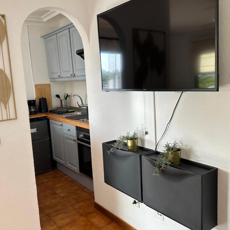 Golf & Sunset Albatros Park - One-Bedroom Apartment - 11