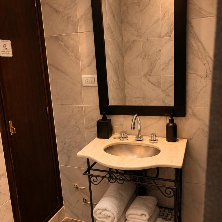 Plaza Suites Catamarca - One-Bedroom Apartment - 4
