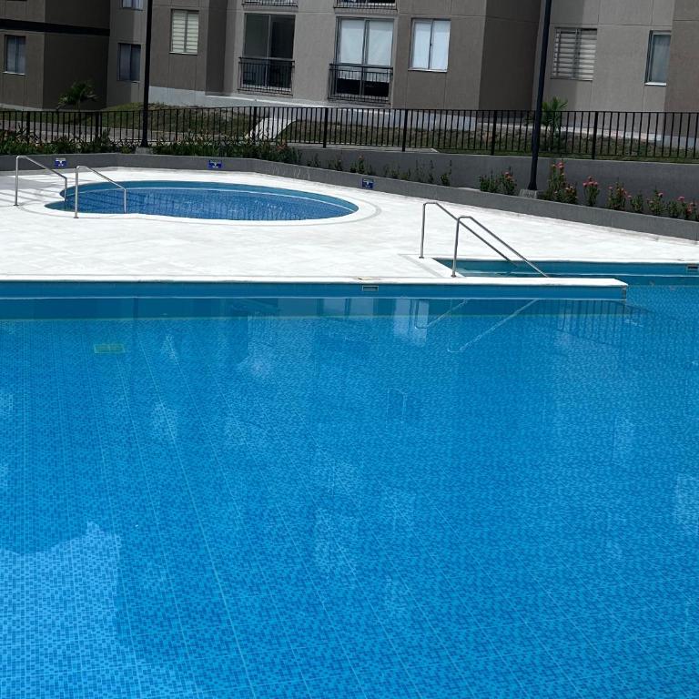 Apartamento cerca a la clínica Médicadiz y al parque deportivo en la ciudad de Ibagué - One-Bedroom Apartment - 23